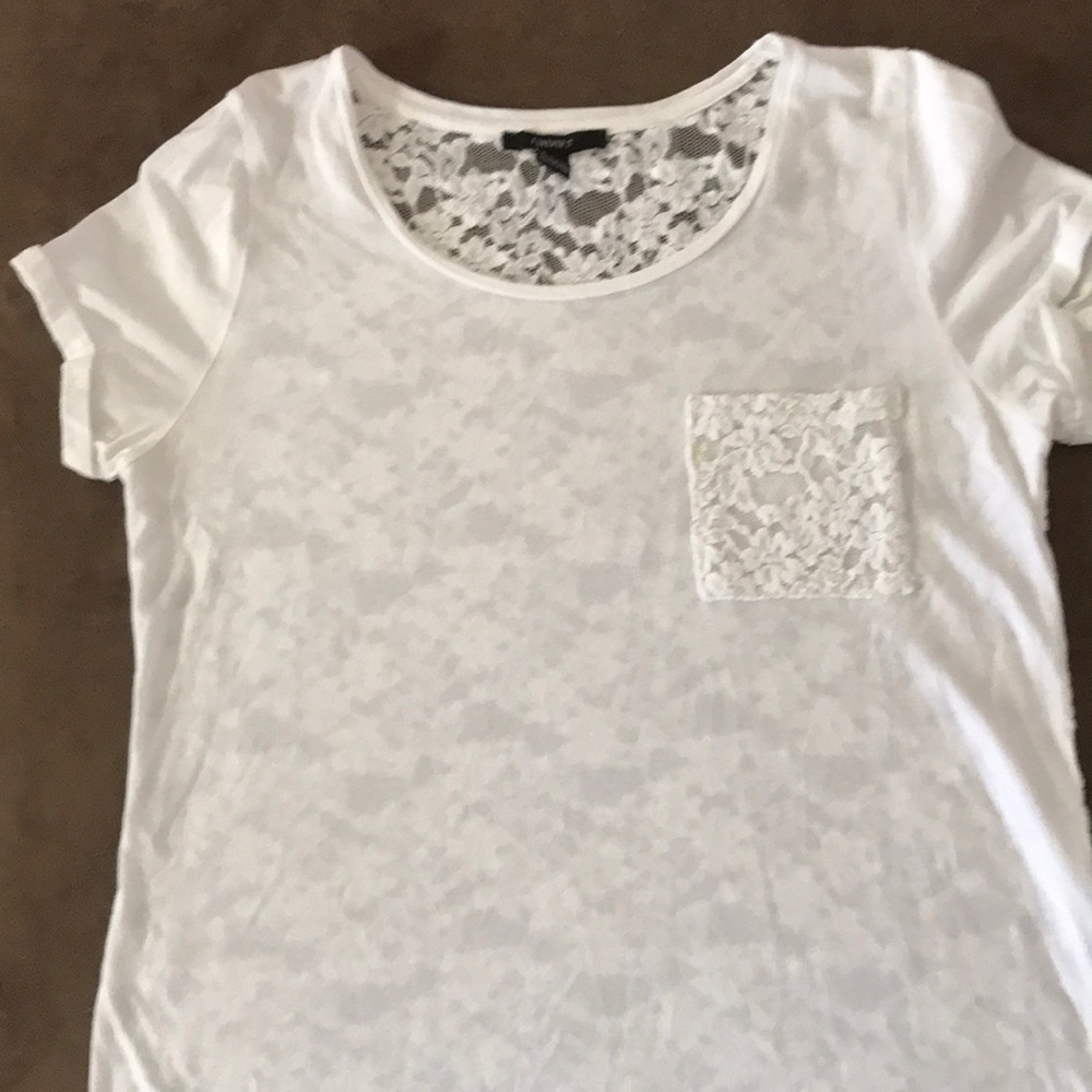 White T-shirt with lace back